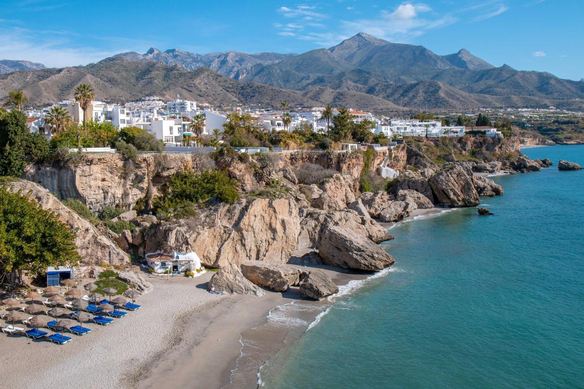 Complejo Andalucia Torrecilla Beach เนร์คา ภายนอก รูปภาพ