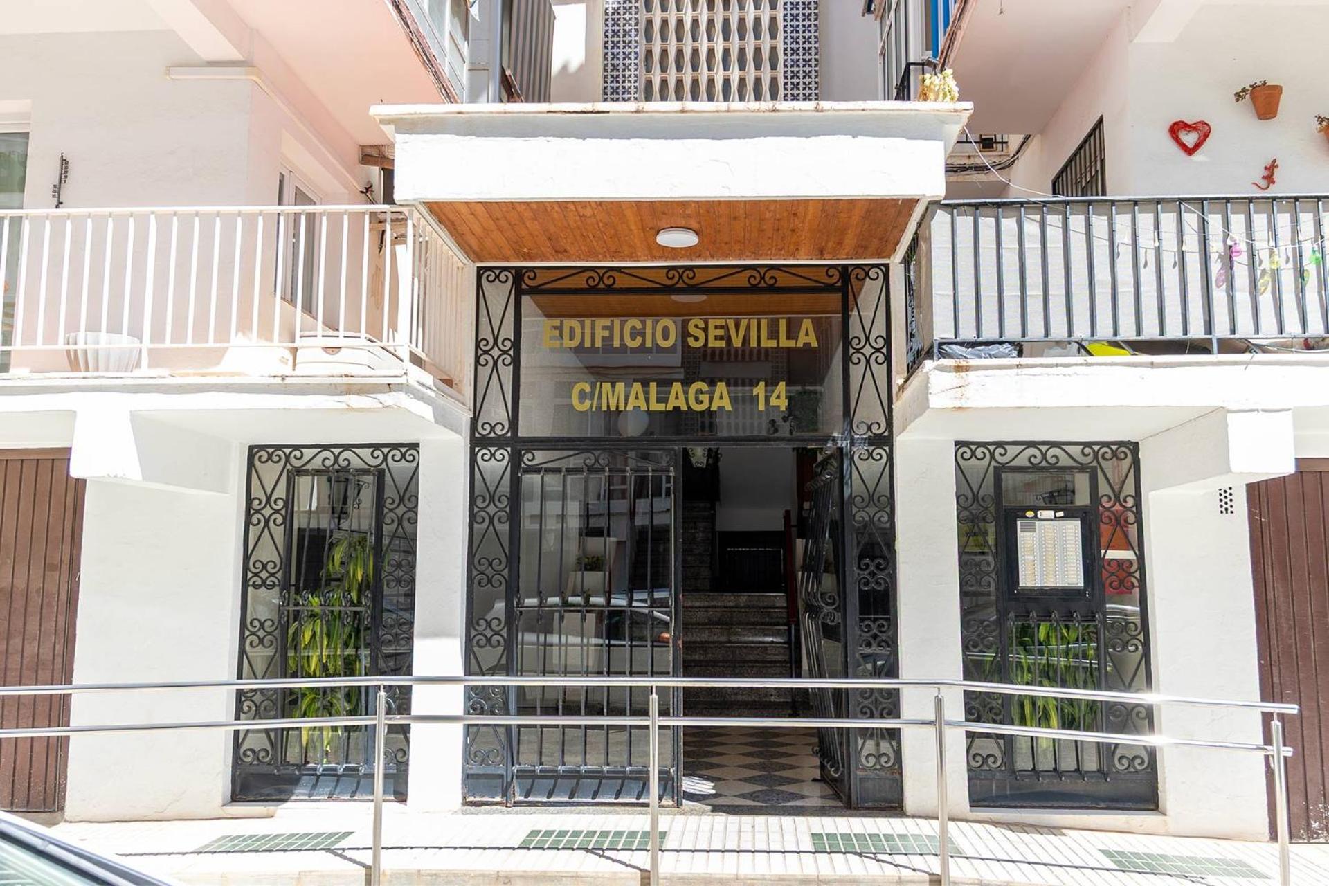Complejo Andalucia Torrecilla Beach เนร์คา ภายนอก รูปภาพ